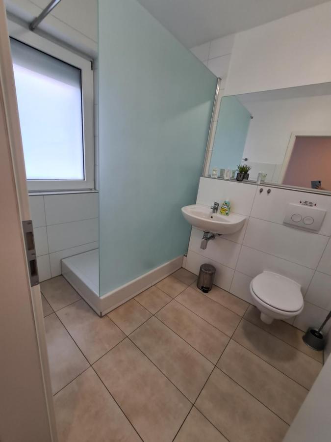 Pension Zwei A Леверкузен Экстерьер фото